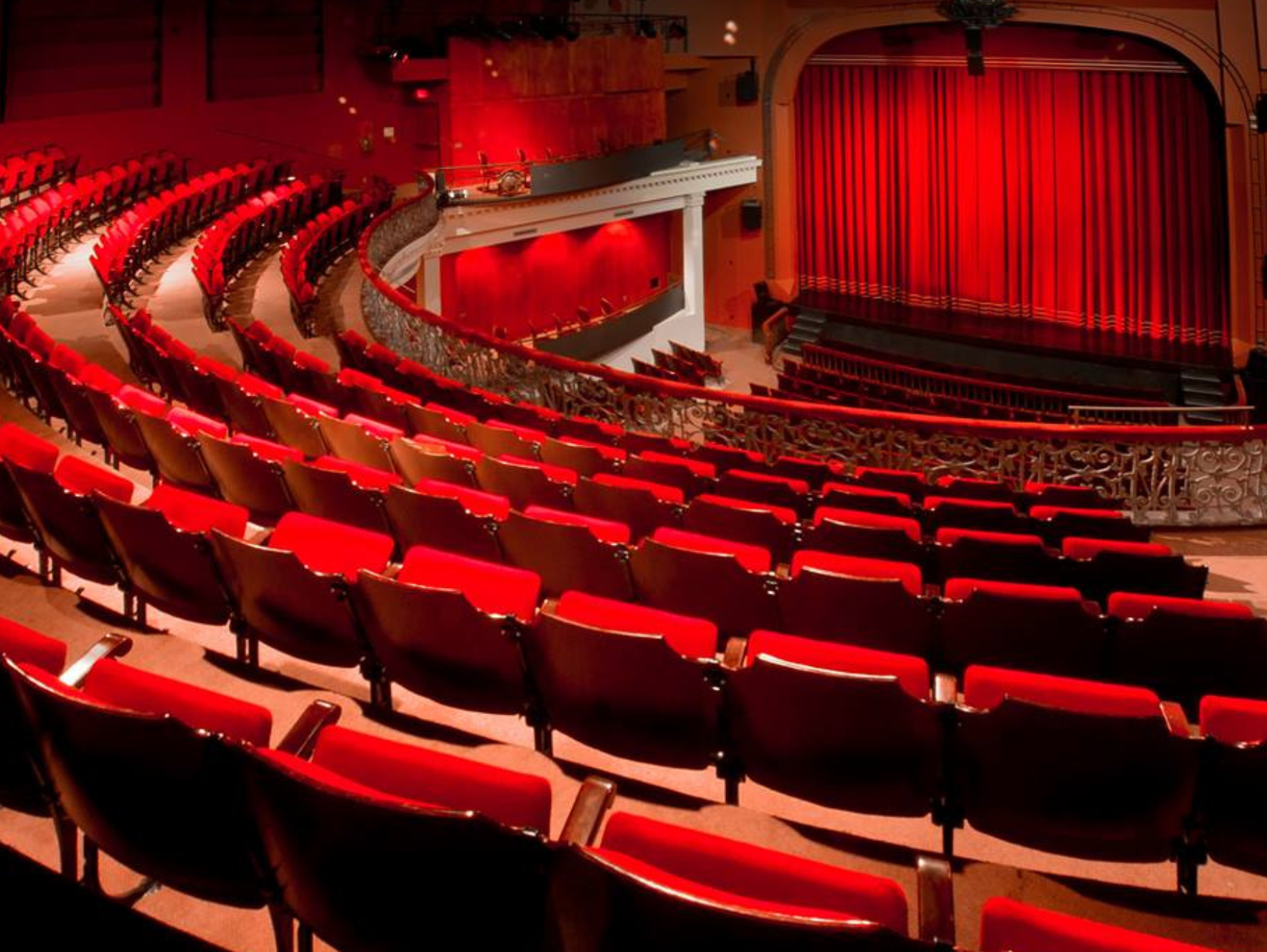 Le Monument-National s’équipe d’un projecteur à la fine pointe 